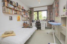 Kinderzimmer Freistehendes Einfamilienhaus mit gro�em Garten und Garage in bevorzugter Wohnlage von Kleinenbroich