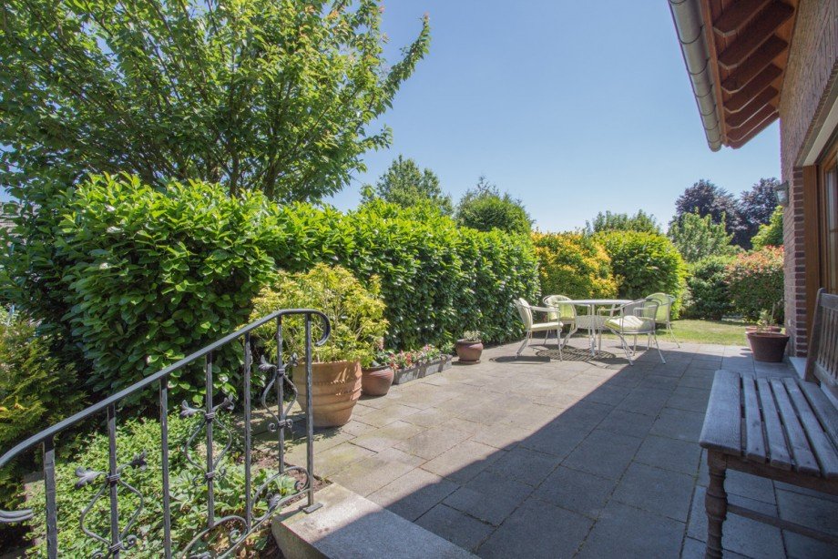 Terrasse Zweifamilienhaus Neuss