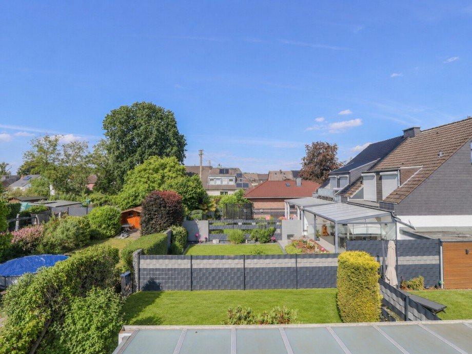Der Balkon Doppelhaush�lfte Korschenbroich