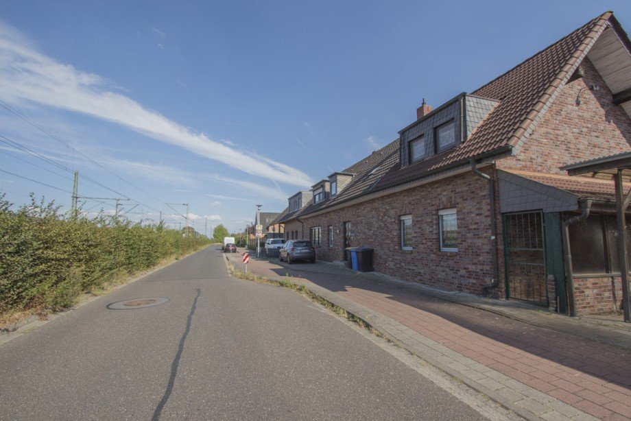 Lage Doppelhaush�lfte Korschenbroich / Kleinenbroich