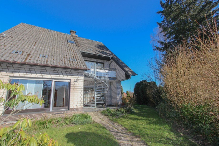 Au�enansicht mit Garten Maisonettewohnung Korschenbroich