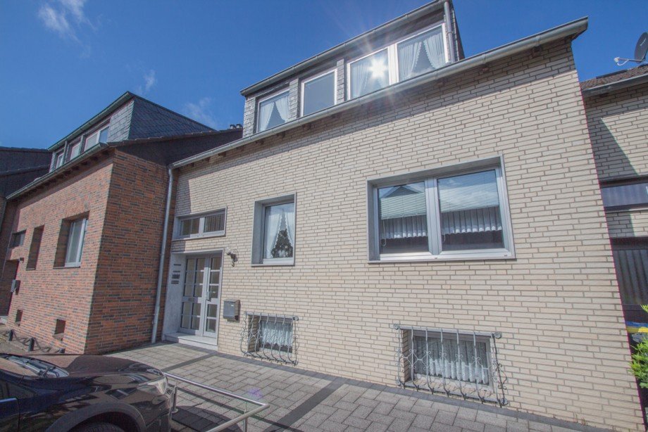 Au�enansicht Zweifamilienhaus Korschenbroich / Kleinenbroich