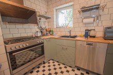 K�che im Erdgeschoss Charmantes Zweifamilienhaus mit Garage 
in zentraler Lage von Kleinenbroich