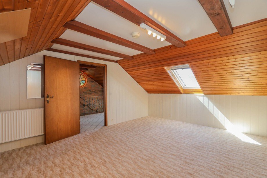 Das Kinderzimmer 2 im DG Einfamilienhaus Korschenbroich / Neersbroich