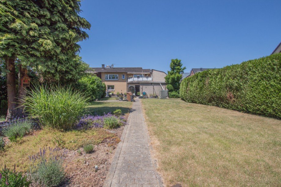 Garten Doppelhaush�lfte Neuss / Holzheim