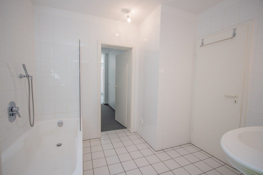 Tageslichtbad Erdgeschosswohnung D�sseldorf