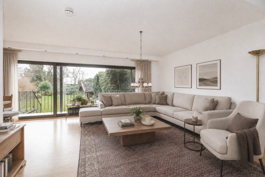 Visualisierung: Der Wohn- und Essbereich im EG Mehrfamilienhaus M�nchengladbach
