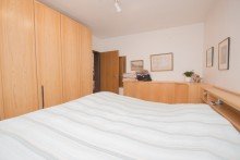 Elternschlafzimmer Freistehendes Einfamilienhaus mit gro�em Garten und Garage in bevorzugter Wohnlage von Kleinenbroich