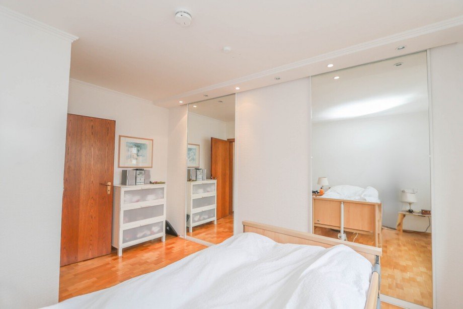 Das Schlafzimmer im EG Mehrfamilienhaus M�nchengladbach