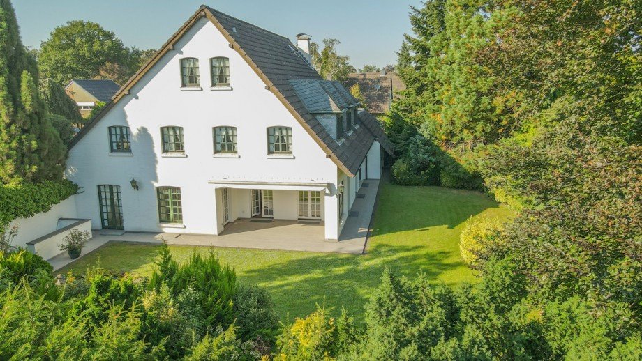 Gartenansicht Villa Kempen