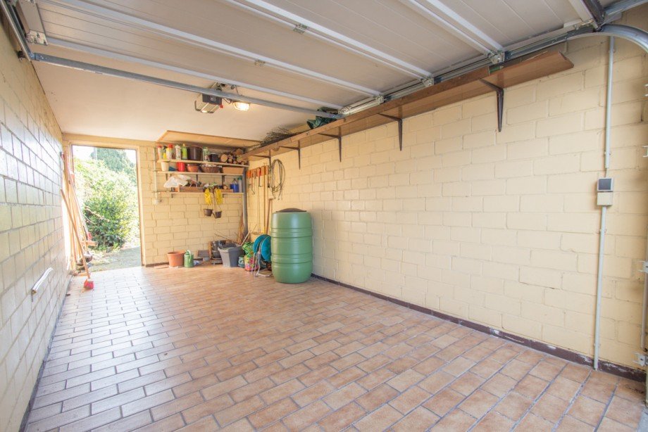 Die Garage Doppelhaush�lfte Korschenbroich