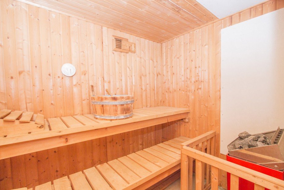 Sauna im Souterrain Einfamilienhaus Neuss / Hoisten
