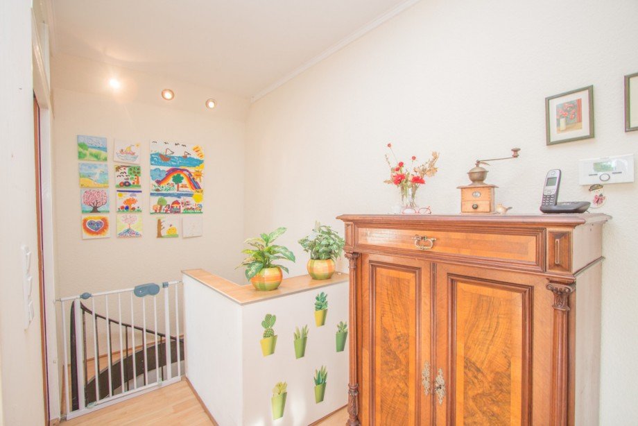 Wendeltreppe zum Keller Zweifamilienhaus Neuss