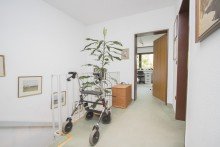 Flur Obergeschoss Freistehendes Einfamilienhaus mit gro�em Garten und Garage in bevorzugter Wohnlage von Kleinenbroich
