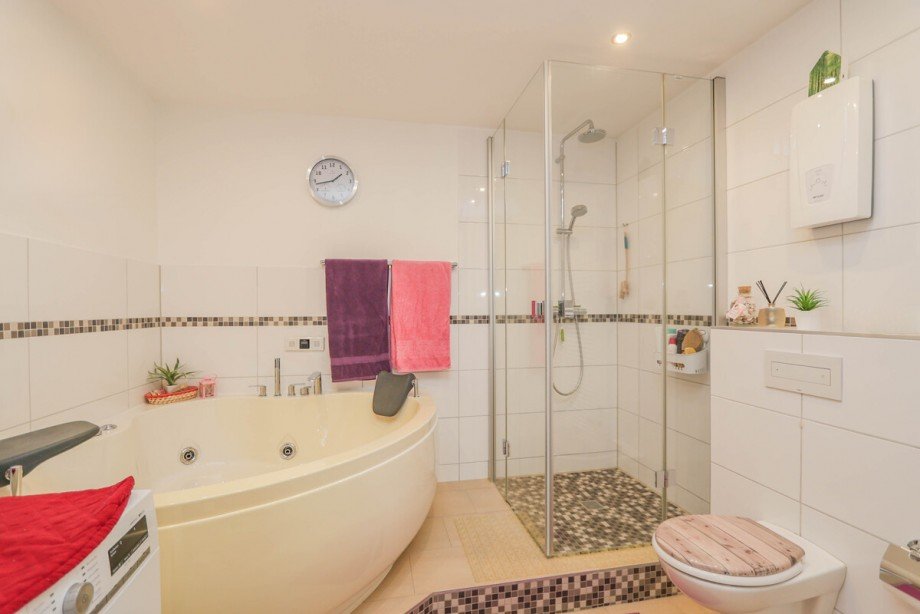 Das Badezimmer Etagenwohnung Neuss