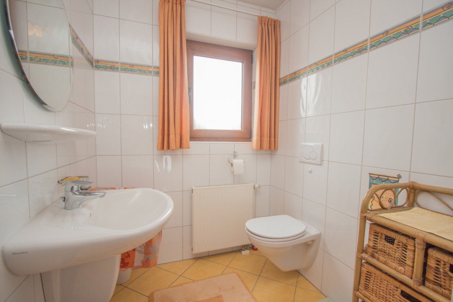Tageslichtbad OG Zweifamilienhaus Neuss
