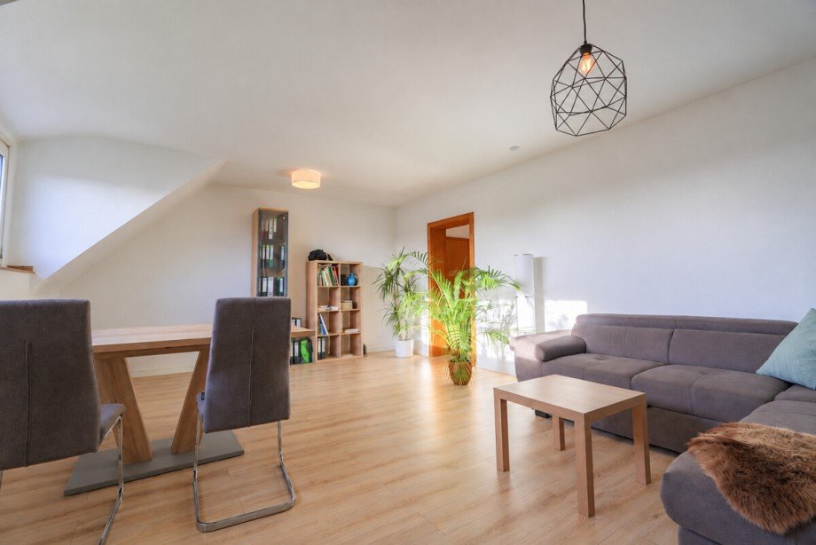 Das Wohnzimmer Dachgeschosswohnung Kaarst / Driesch