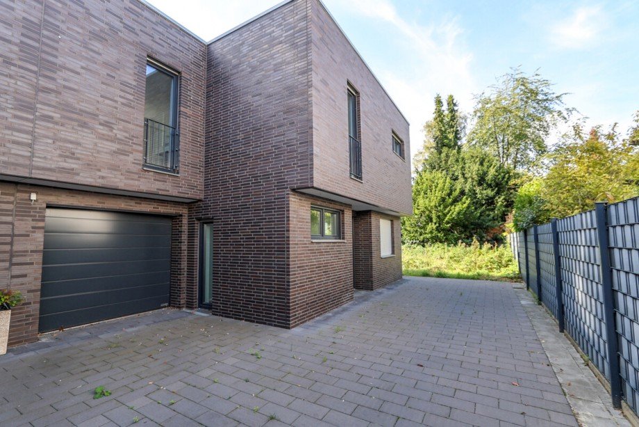 Die Au�enansicht Einfamilienhaus M�nchengladbach