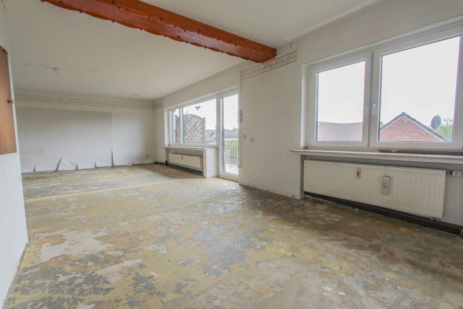 Der Wohn- und Essbereich im 1. OG Mehrfamilienhaus Korschenbroich / Kleinenbroich