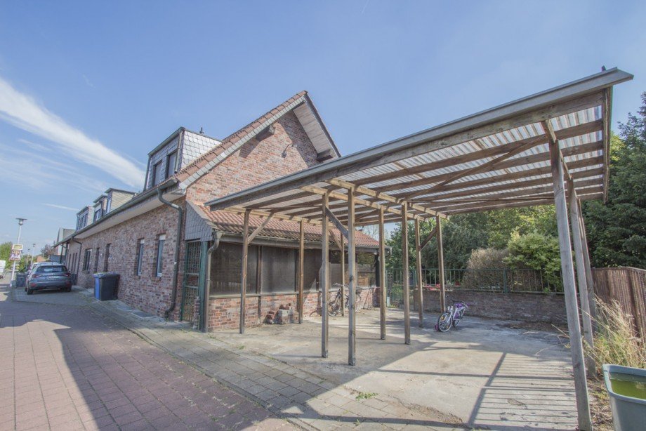 Carport Doppelhaush�lfte Korschenbroich / Kleinenbroich