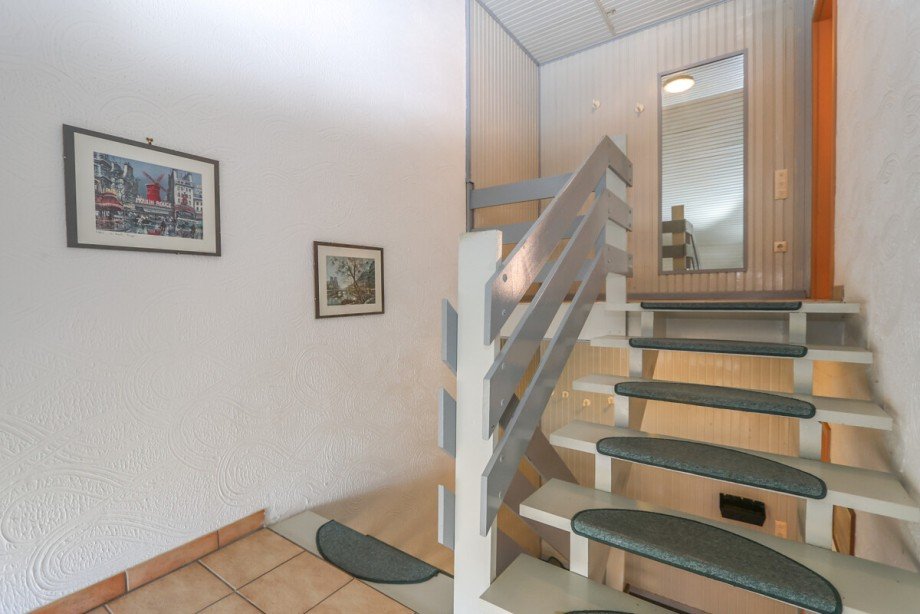Das Treppenhaus Zweifamilienhaus Korschenbroich / Kleinenbroich