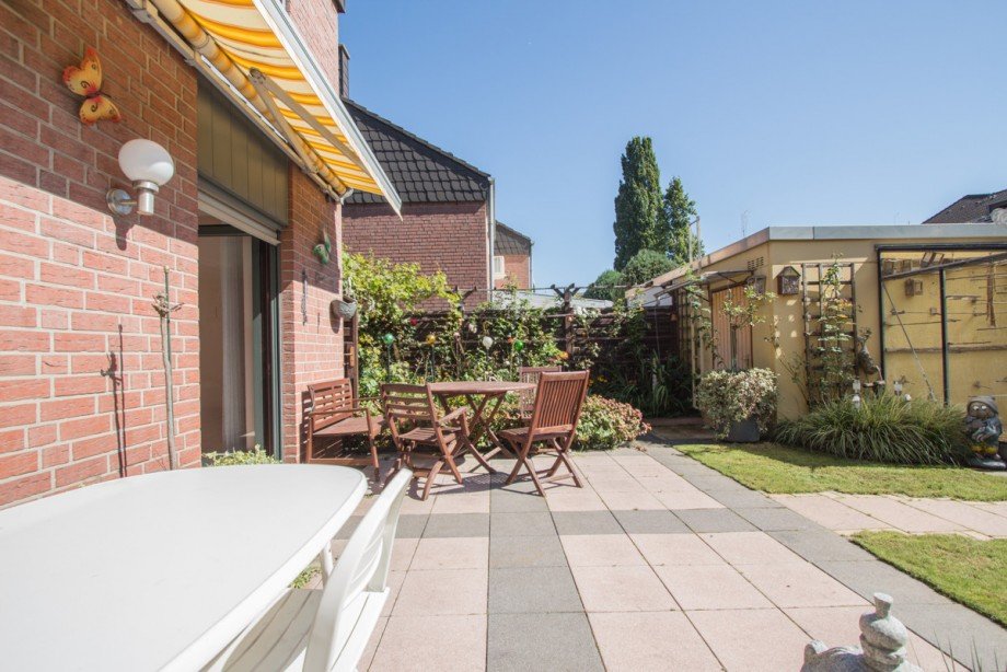 Terrasse Doppelhaush�lfte M�nchengladbach / Giesenkirchen