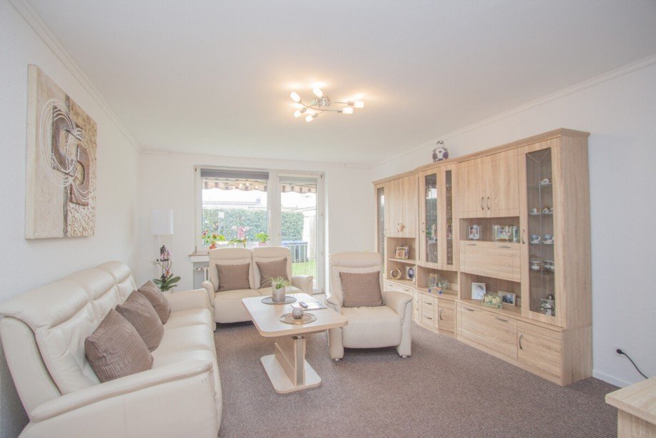 Das Wohnzimmer im EG Mehrfamilienhaus M�nchengladbach / M�nchengladbach-Neuwerk