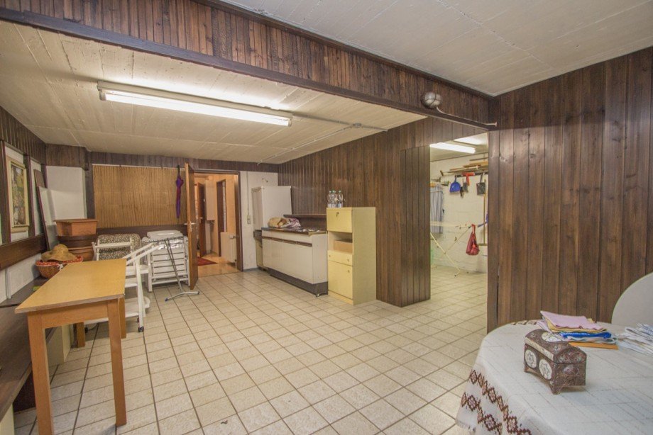 Der Hobbyraum im Keller Doppelhaush�lfte Korschenbroich