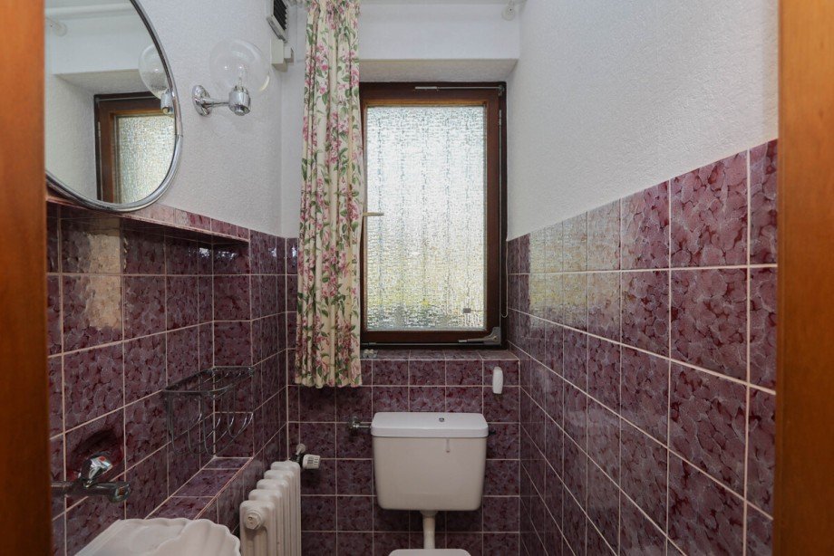 Das G�ste WC im EG Einfamilienhaus Korschenbroich / Neersbroich