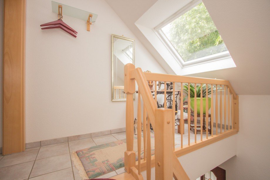 Eingangsbereich OG Zweifamilienhaus Neuss