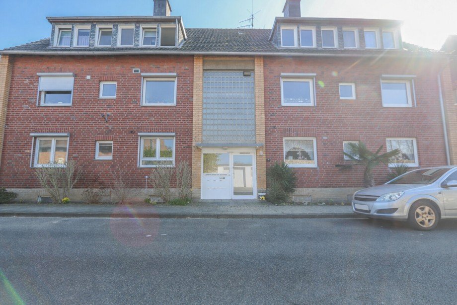 Die Au�enansicht Maisonettewohnung Korschenbroich / Glehn