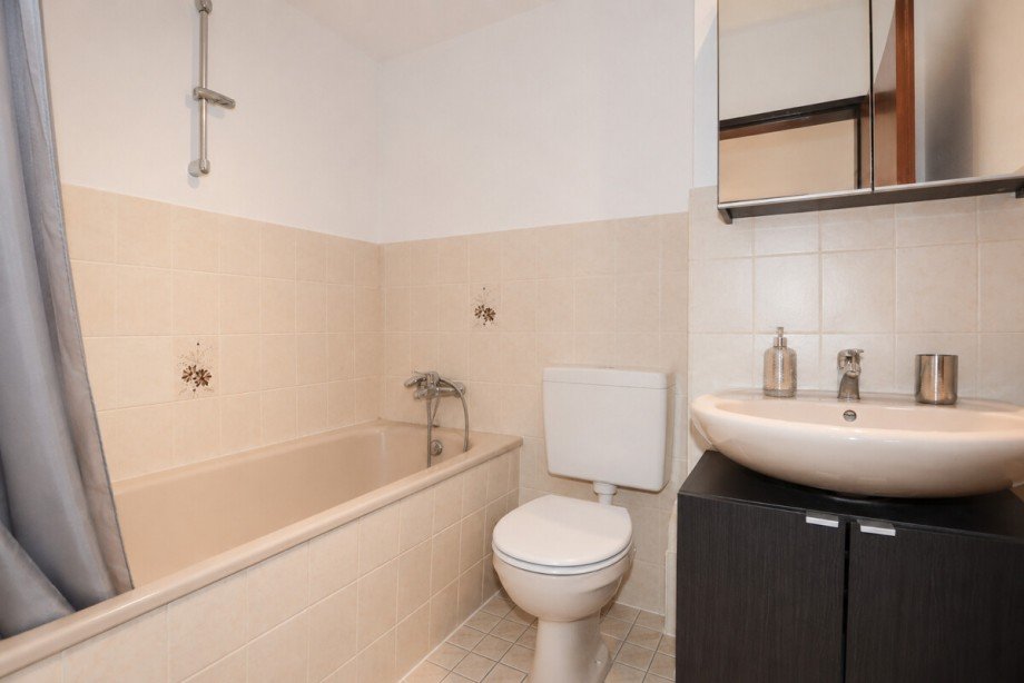 Das Badezimmer Dachgeschosswohnung M�nchengladbach
