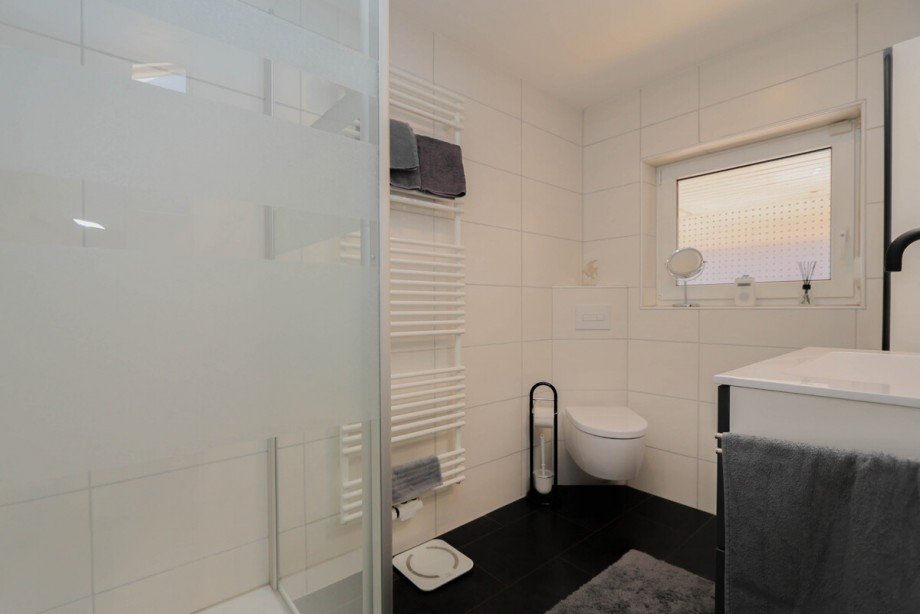 Das Badezimmer im EG Einfamilienhaus Korschenbroich / Pesch