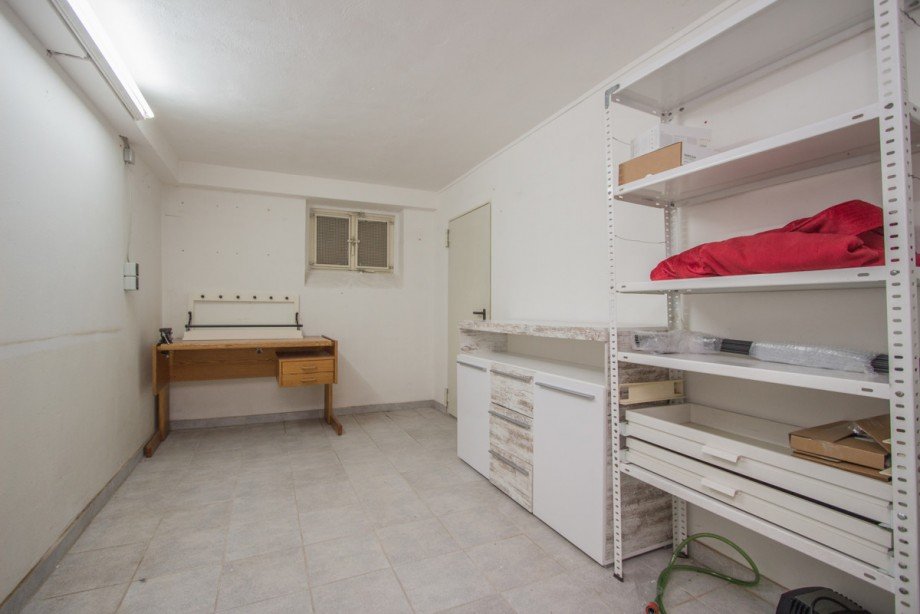 Kellerraum Zweifamilienhaus Neuss-Hoisten