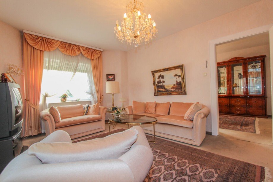 Das Wohnzimmer im EG Einfamilienhaus M�nchengladbach / Giesenkirchen