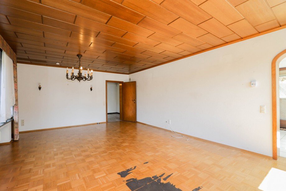 Das Wohnzimmer im EG Einfamilienhaus Korschenbroich / Neersbroich
