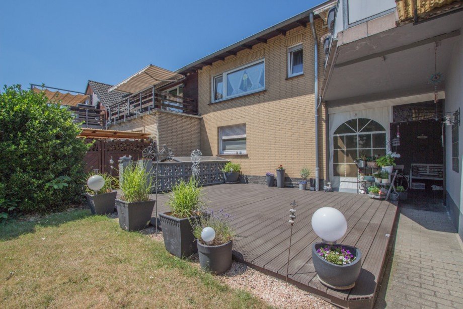 Terrasse Doppelhaush�lfte Neuss / Holzheim