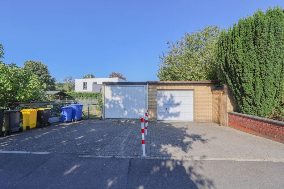 Die Garagen Einfamilienhaus Korschenbroich / Neersbroich