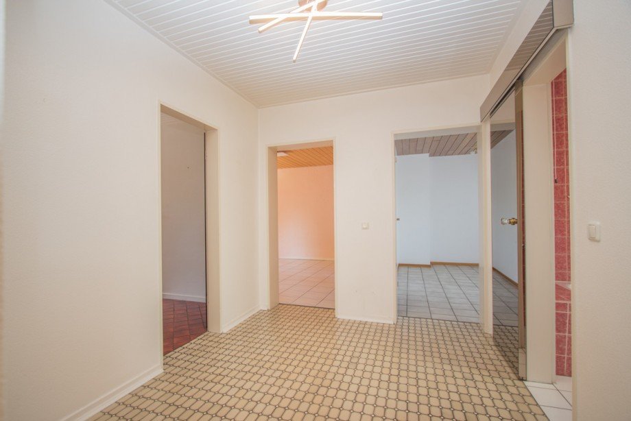 Die Diele im Erdgeschoss Zweifamilienhaus Korschenbroich