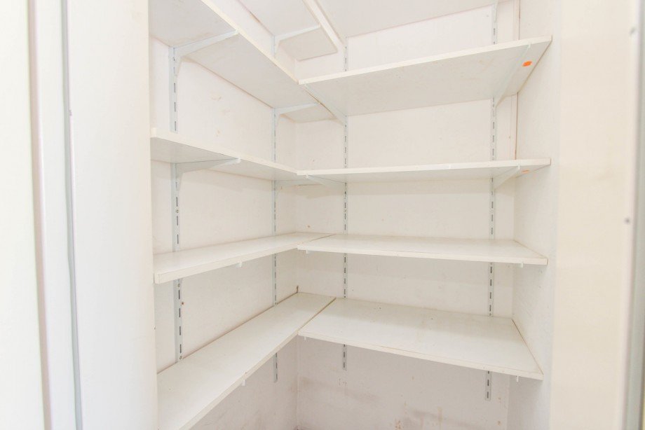 Vorratsraum in der K�che Etagenwohnung Korschenbroich
