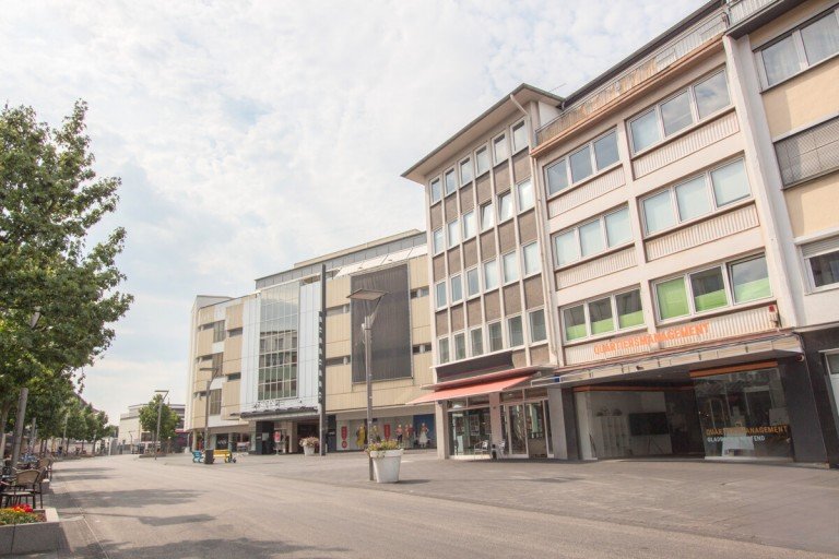 Die Lage M�nchengladbach Haus Kapitalanlage mit Potenzial sowie 9 % Rendite: Wohn- und Gesch�ftshaus in Innenstadtlage von M�nchengladbach