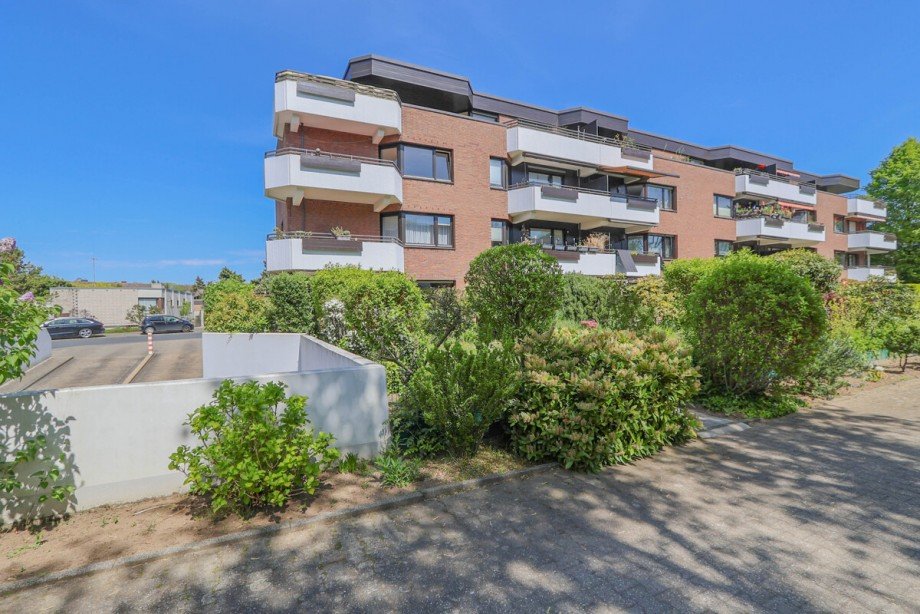 Die Au�enansicht Etagenwohnung Neuss