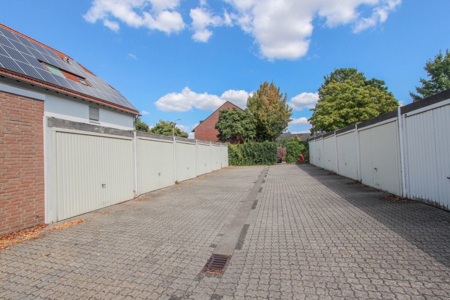 Der Garagenhof Reihenmittelhaus Korschenbroich / Kleinenbroich