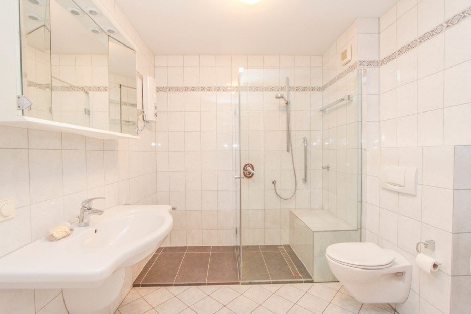 Badezimmer Etagenwohnung Korschenbroich