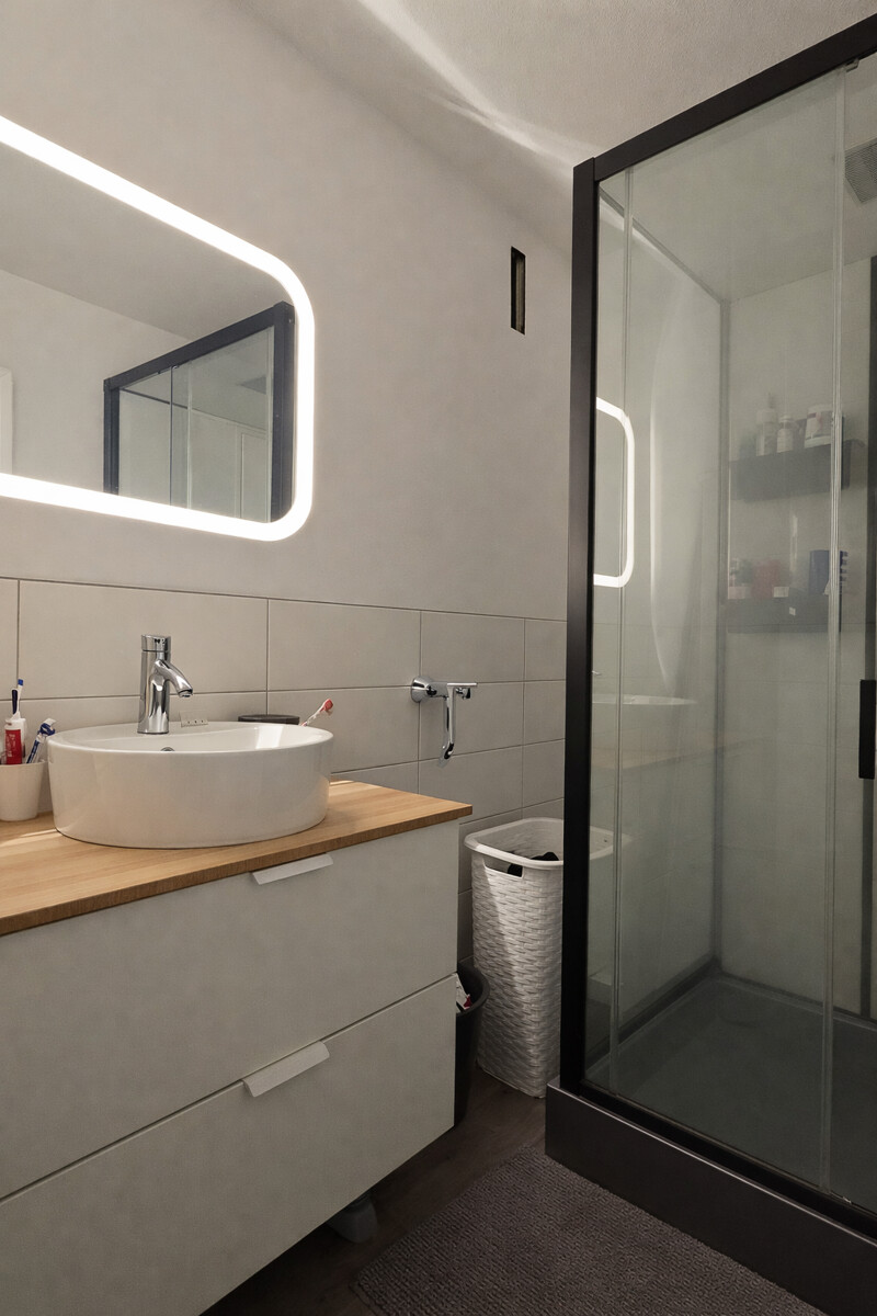 Das Badezimmer Etagenwohnung K�ln / Eil