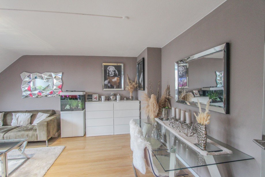 Wohnzimmer Dachgeschosswohnung Korschenbroich