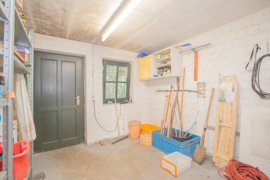 Ger�teraum in der Garage Villa Kempen