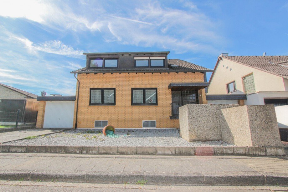Die Au�enansicht Mehrfamilienhaus Korschenbroich / Kleinenbroich