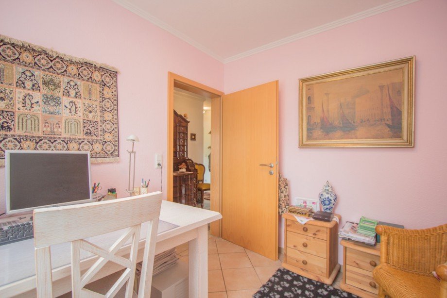 B�ro EG Zweifamilienhaus Neuss