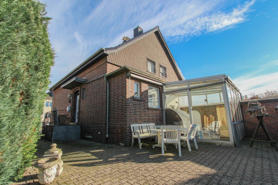 Die Au�enansicht Einfamilienhaus M�nchengladbach / Giesenkirchen